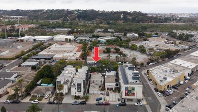 Opportunity Knocks! Exceptional investment and development - photo 3
