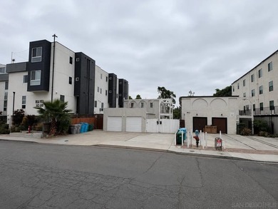 Opportunity Knocks! Exceptional investment and development - photo 8
