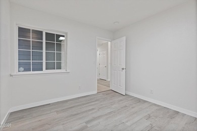 Stylish, single-level home, located in the desirable north side - photo 26