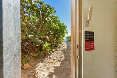 There are captivating direct ocean views from every room- - photo 27