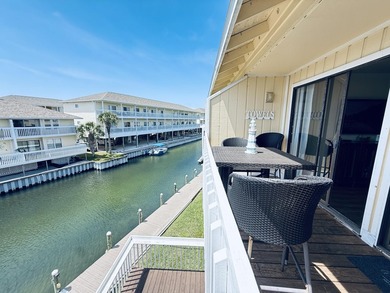 Welcome to this beautifully updated 1-bedroom & rare 1.5-bath - photo 28