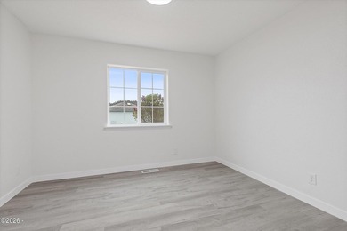 Stylish, single-level home, located in the desirable north side - photo 30