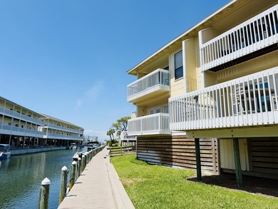 Welcome to this beautifully updated 1-bedroom & rare 1.5-bath - photo 33