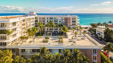 There are captivating direct ocean views from every room- - photo 35