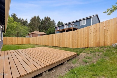 Stylish, single-level home, located in the desirable north side - photo 41