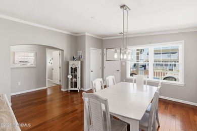 Move right in to this immaculate & spacious ''staycation'' home! - photo 10