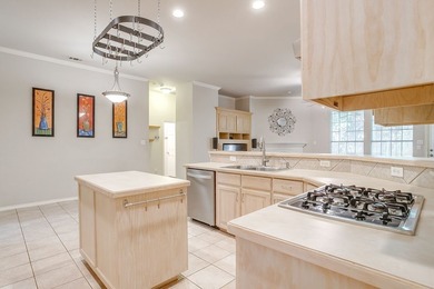 MOTIVATED SELLERS!!!!!!!!!Located in the gated community of - photo 5