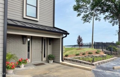 Lake Condo For Sale in Ridgeland, Mississippi