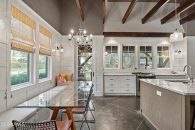An exceptional architectural residence in one of downtown - photo 13
