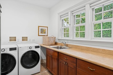 A rare pond front offering in Bridgehampton South. Set on 0 - photo 18