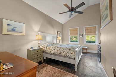 An exceptional architectural residence in one of downtown - photo 21