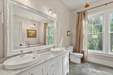 An exceptional architectural residence in one of downtown - photo 22
