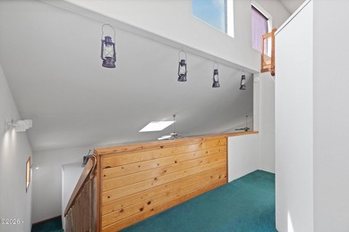 CHARMING COASTAL HOME! This 2,320 square foot home is located on - photo 24