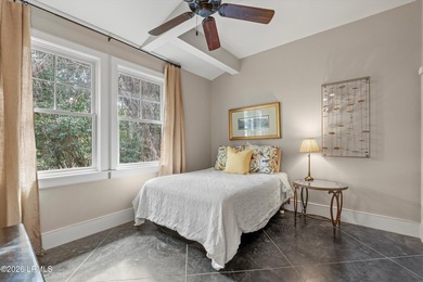 An exceptional architectural residence in one of downtown - photo 26