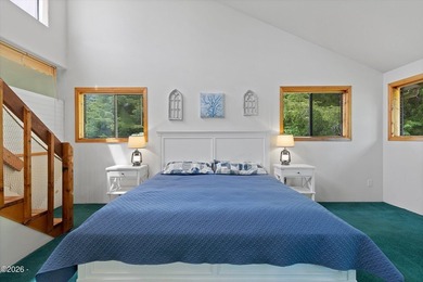 CHARMING COASTAL HOME! This 2,320 square foot home is located on - photo 26