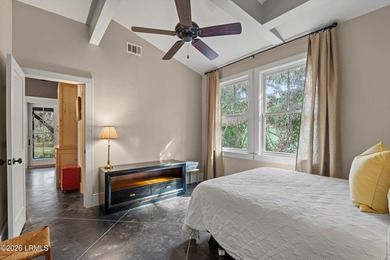 An exceptional architectural residence in one of downtown - photo 27