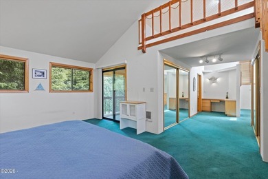 CHARMING COASTAL HOME! This 2,320 square foot home is located on - photo 28