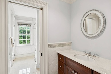 A rare pond front offering in Bridgehampton South. Set on 0 - photo 28