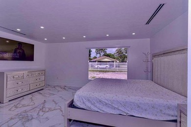 BEAUTIFUL HOME!! 4 bedrooms and 2 bathrooms, this property - photo 28