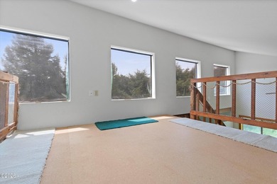 CHARMING COASTAL HOME! This 2,320 square foot home is located on - photo 30