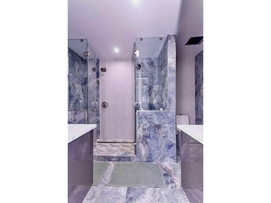 BEAUTIFUL HOME!! 4 bedrooms and 2 bathrooms, this property - photo 30