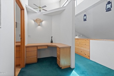 CHARMING COASTAL HOME! This 2,320 square foot home is located on - photo 33