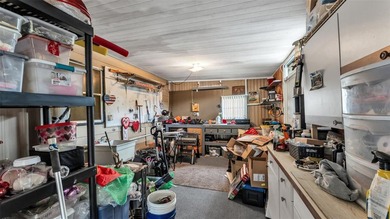 Welcome home to this lovely 2 bedroom, 2 bathroom, manufactured - photo 34