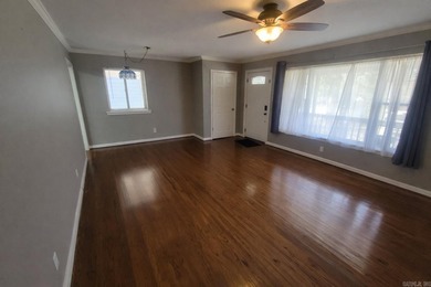 Welcome to 130 Sheridan Rd in North Little Rock-a spacious 3 bed - photo 8