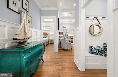 Perfectly positioned in the heart of highly sought-after South - photo 8