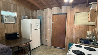 Turn Key Lake Cumberland Cottage on Large Lot w/ Storage - photo 19