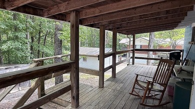 Turn Key Lake Cumberland Cottage on Large Lot w/ Storage - photo 23