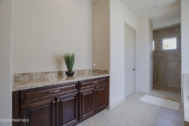 A RARE opportunity to own a single-level spacious property with - photo 23