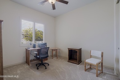A RARE opportunity to own a single-level spacious property with - photo 26