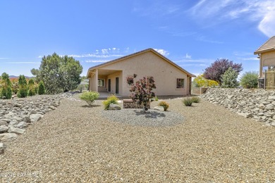 A RARE opportunity to own a single-level spacious property with - photo 33