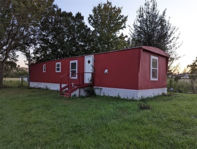 (private lake, pond, creek) Home For Sale in ST Cloud Florida