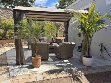 Welcome to easy San Diego living in this beautifully maintained - photo 3