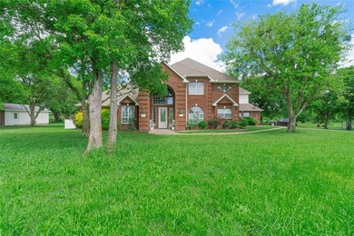 (private lake, pond, creek) Home For Sale in Ennis Texas