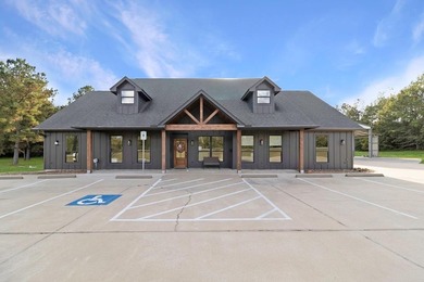Positioned along heavily traveled HWY 190 with approximately 300 - photo 1
