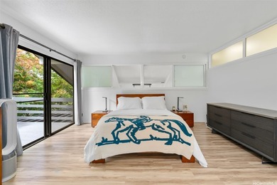 Perched in sought-after upper Hahaione Valley, this custom - photo 4