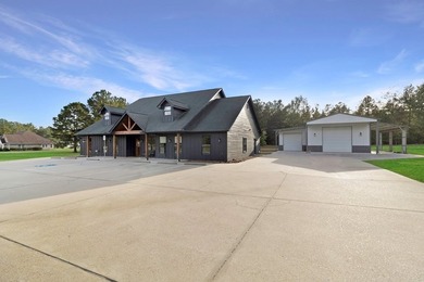 Positioned along heavily traveled HWY 190 with approximately 300 - photo 6