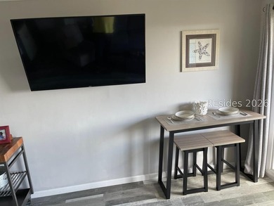 Another fantastic direct oceanfront villa at HHBT. This one has - photo 12