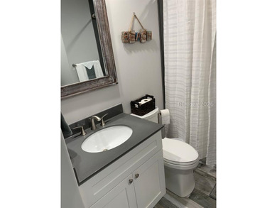 Another fantastic direct oceanfront villa at HHBT. This one has - photo 17