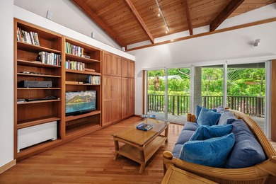 A single oceanfront compound fronting Tunnels Beach, in Haena on - photo 22