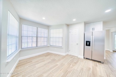 LOCATION LOCATION LOCATION, Welcome to this stunning fully - photo 22