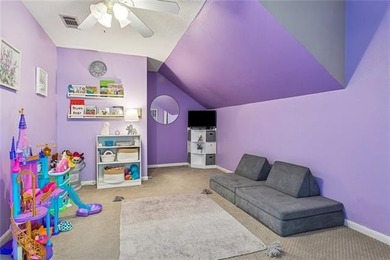Located in the sought after neighborhood of Chateau Estates, a - photo 23
