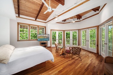 A single oceanfront compound fronting Tunnels Beach, in Haena on - photo 24