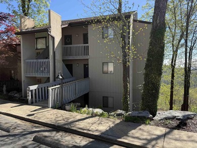 Greers Ferry Lake Condo For Sale in Fairfield Bay Arkansas