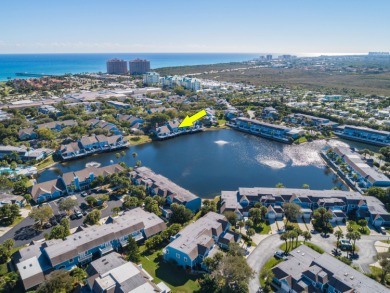 (private lake, pond, creek) Townhome/Townhouse For Sale in Jupiter Florida