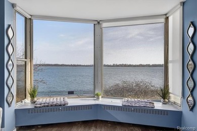 Detroit River Condo For Sale in Detroit Michigan