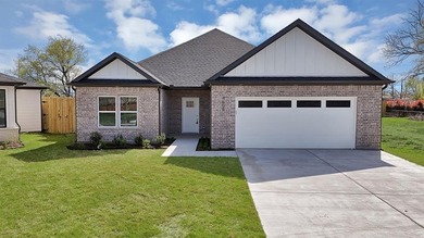 Lake Lewisville Home For Sale in The Colony Texas